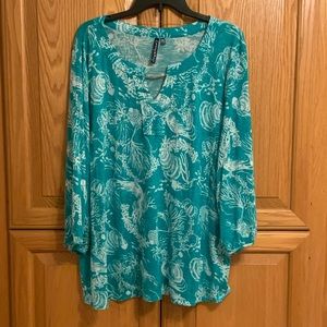 NWOT Summer top/ beach wear/ bathing suit cover